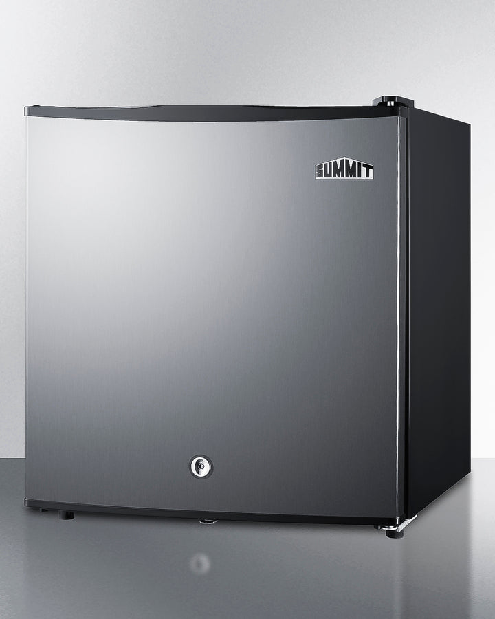 Summit MB42SS 18″ Compact Minibar Refrigerator – Stainless Steel Door, Black Cabinet